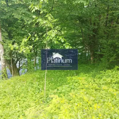 Landwirtschaftsland, Turke - am Fluss Kupa und an der Grenze zu Slovenien - 2