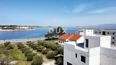 ZADAR, NIN - Doppelhaus mit zwei Maisonettewohnungen und Pools - 6