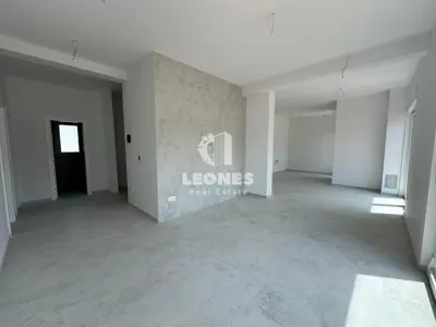 Wohnung 86 m², Tar, Garten 80 m² und zwei Terrassen - 13