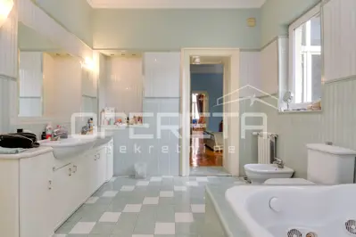 Apartment for sale in Centar, 315 m² - 10