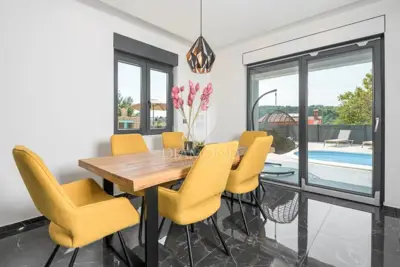 Villa 130 m² in Labin, beheizter Pool und Terrasse - 5