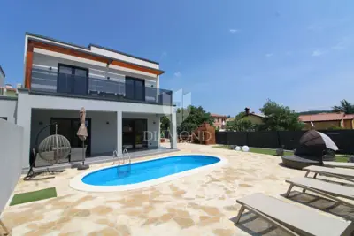Villa 130 m² in Labin, beheizter Pool und Terrasse - 2