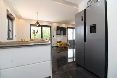 Villa 130 m² in Labin, beheizter Pool und Terrasse - 10