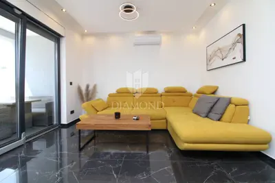 Villa 130 m² in Labin, beheizter Pool und Terrasse - 4