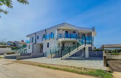 Wohnung 67 m², Umag - 2 Schlafzimmer, Terrasse - 2