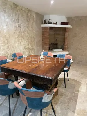 Villa in Ičići, Blick auf Kvarner und 5 Apartments - 11
