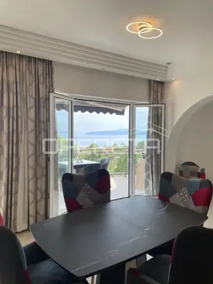 Villa in Ičići, Blick auf Kvarner und 5 Apartments - 2