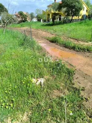 Building plot, Peroj - near the beaches and Portić harbor