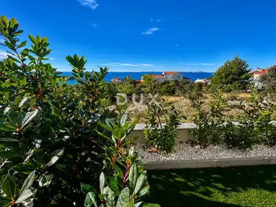 Wohnung, Primošten - Neubau, Garten und Loggia