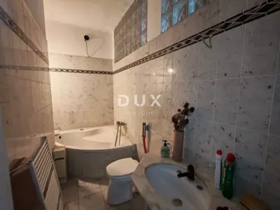 Reihenhaus 250 m², Pula, Nova Veruda - 700 m vom Meer - 9
