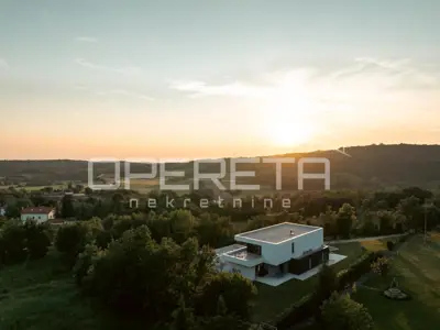 Villa 300 m², Grožnjan - luxurious location in nature - 2