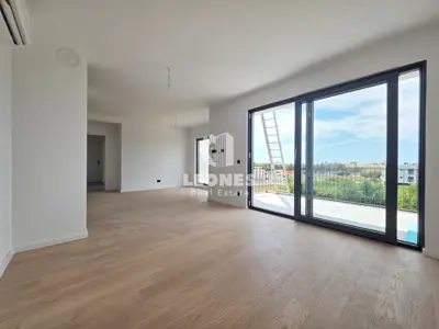Wohnung 100 m², Umag - 3 Schlafzimmer und 2 Terrassen
