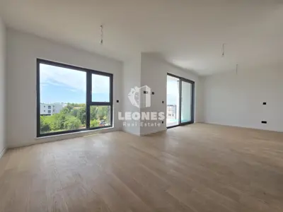 Apartment 100 m², Umag - 3 bedrooms and 2 terraces - 2