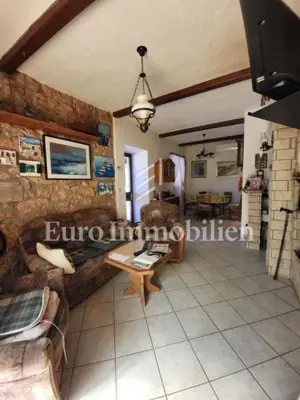 Kuća 85 m², Kras na otoku Krku, mirna lokacija - 11