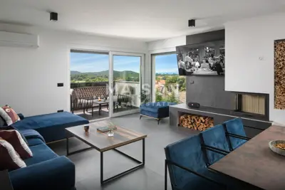 Villa 180 m², Flengi, beheizter Pool und Jacuzzi - 3