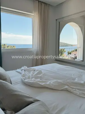 Villa 200 m², Šolta - quiet location near the beach - 6