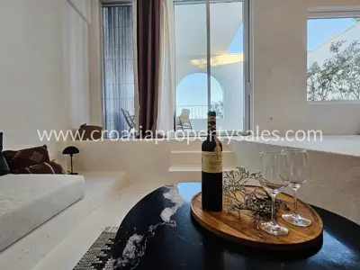 Villa 200 m², Šolta - quiet location near the beach - 5