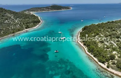 Villa 200 m², Šolta - quiet location near the beach - 19