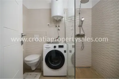 Penthouse-Wohnung 94 m², Šibenik - Dachterrasse und Meerblick - 13