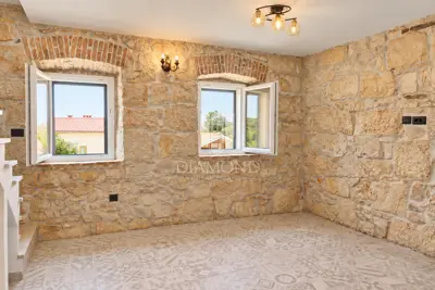 Stone house 61 m², Rovinj - sea view - 7