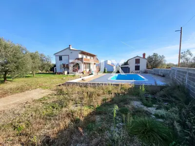Haus 225 m², Rakalj - zwei Wohnungen und Pool - 9