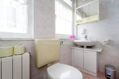 Beautiful house with multiple residential units and sea view, island Krk - 21