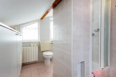 Beautiful house with multiple residential units and sea view, island Krk - 20