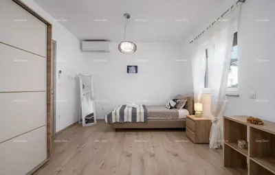 Villa in Fažana, 3 apartments and a studio apartment - 14