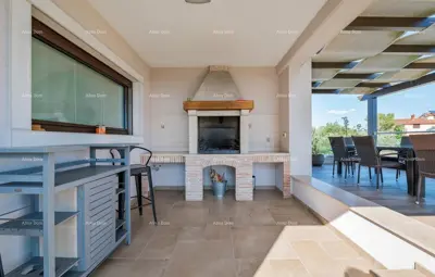 Villa in Fažana, 3 apartments and a studio apartment - 6