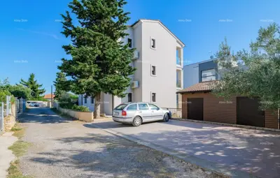 Villa in Fažana, 3 apartments and a studio apartment - 3