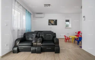 Villa in Fažana, 3 apartments and a studio apartment - 10