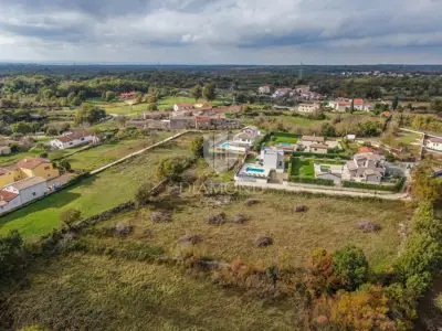 Building plot 1,014 m², Marčana - peaceful surroundings - 6