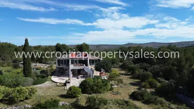 Haus 240 m², Insel Brač - Privatsphäre am Meer - 2