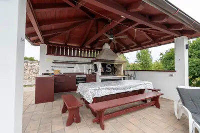 Villa 410 m², Krk - Pool und großes Grundstück - 20