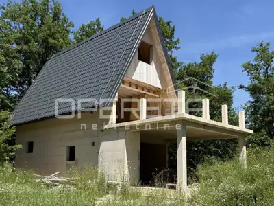 Lovinac, lika, dvije kuće prodaja, idealno za turizam - 8