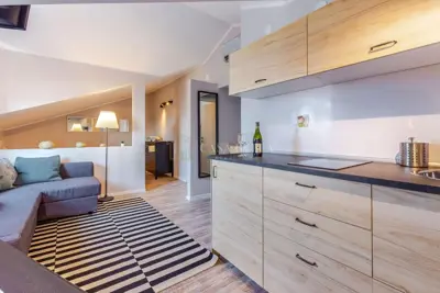 Stan, Rijeka Centar, 4 apartmana i zaseban ulaz - 10