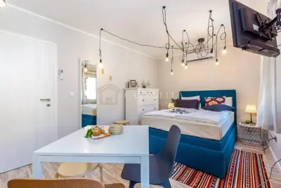 Stan, Rijeka Centar, 4 apartmana i zaseban ulaz - 18