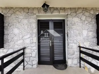Haus 165 m², Stubičke Toplice - ruhige Lage und Garten - 9