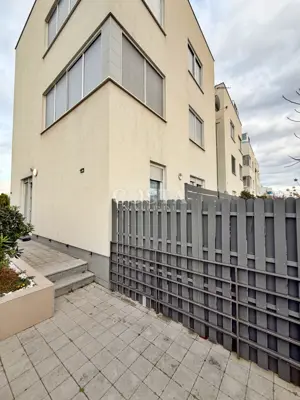 ZADAR, PRIVLAKA - Namješteni stan s vrtom 150 m od mora - 14