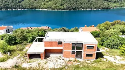 Haus zum Kauf in Labin, 465 m² - 2