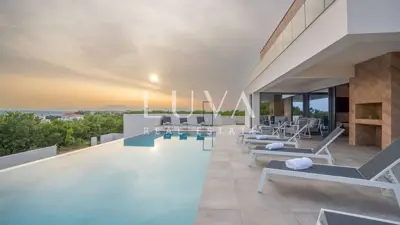Villa 400 m², Jadranovo - sea view and pool - 22