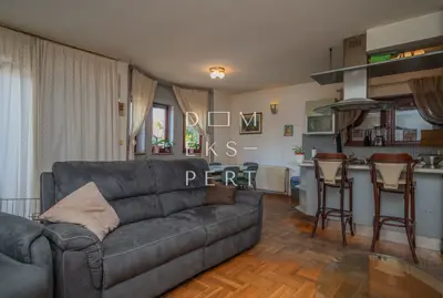 Kobiljak, KOBILJAK, Doppelhaushälfte mit Hof und Garage - 225 m²