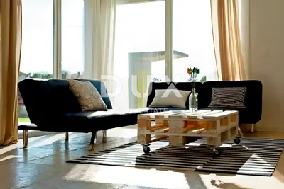 Haus 125 m², Poreč - Pool und Sommerküche - 2