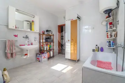 Wohnung 153 m², Pula Centar - in der Nähe des Zentrums und der Einrichtungen - 22
