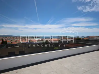 Apartment 99.4 m², Vodice - rooftop terrace and 2 parking spaces