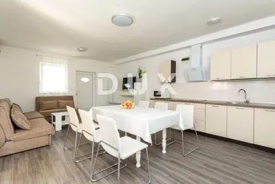 Doppelhaus 110 m², Uvala Soline - Pool und 100 m vom Meer - 21