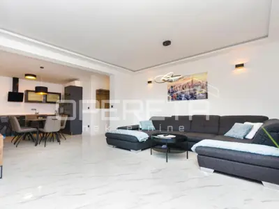 Wohnung 95 m², Srima, 50 m vom Strand und ruhige Lage - 5