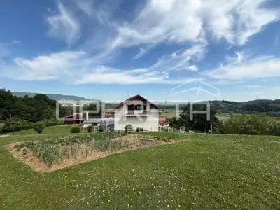 Možđenec pokraj Novog Marofa. Kuća na povišenom položaju.Prodaja. - 6