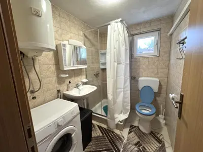House 166 m², Šikići, Pula - quiet neighborhood near the center - 12