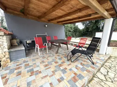 House 166 m², Šikići, Pula - quiet neighborhood near the center - 3
